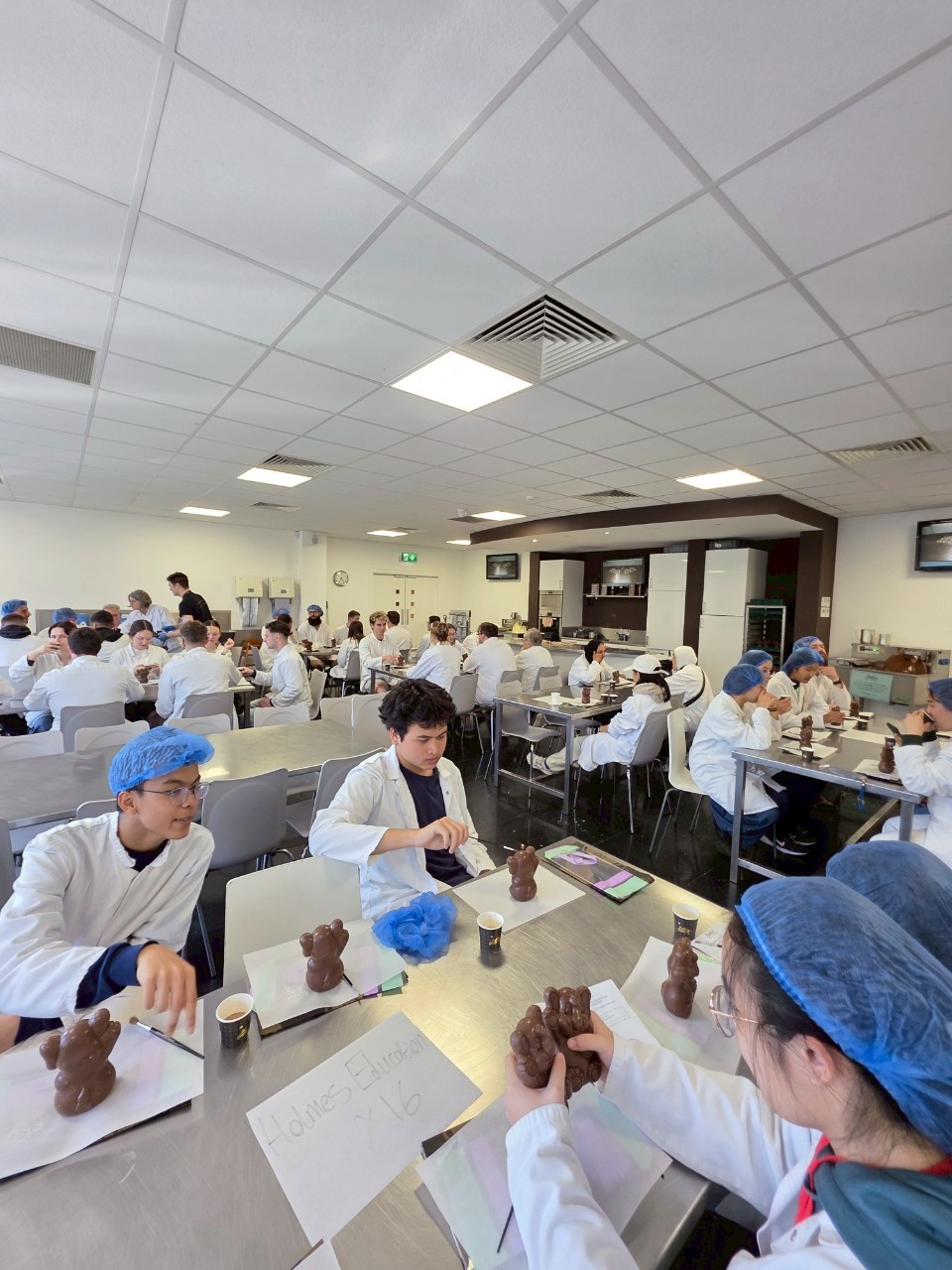 LINE_ALBUM_May 07,2025_250523_3